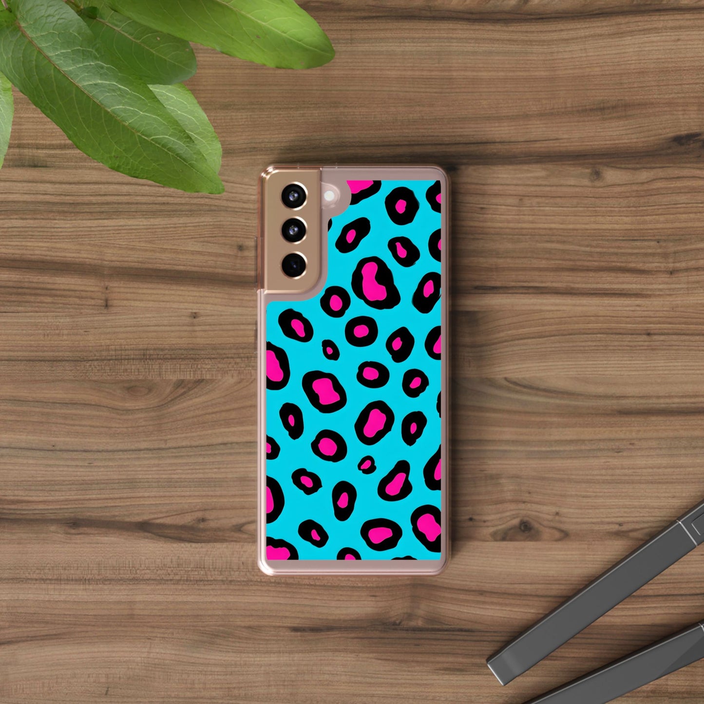 Trendy Clear Phone Case with Pink Leopard Print