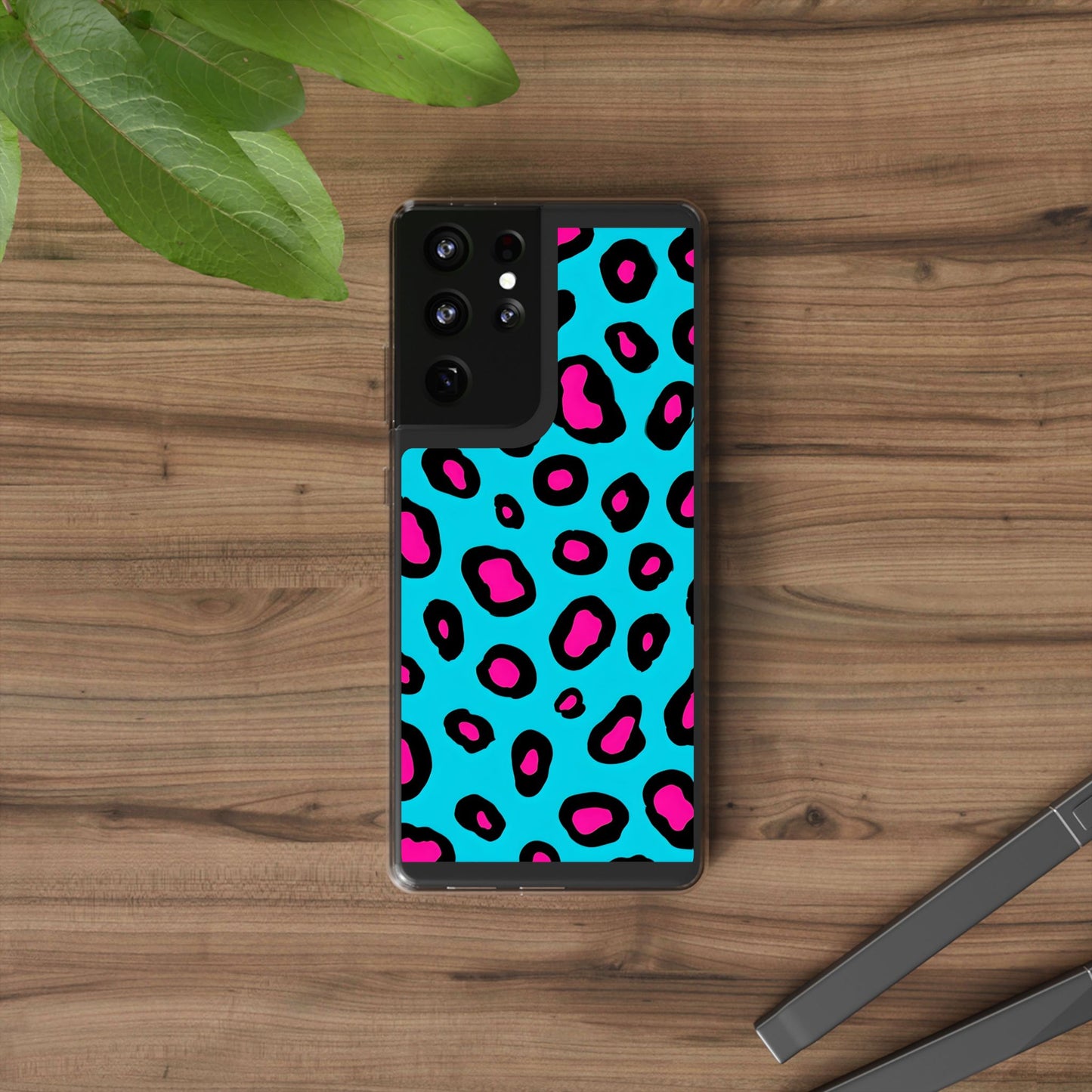 Trendy Clear Phone Case with Pink Leopard Print